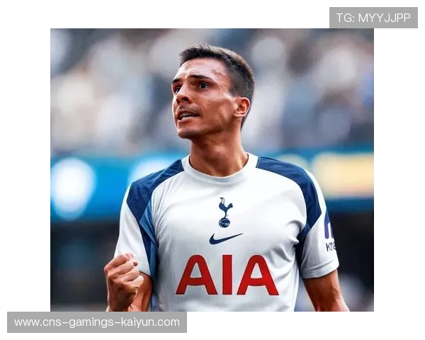 热刺门前的补射表现出高效的终结能力 热刺门前的补射表现出高效的终结能力