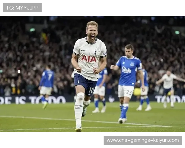 热刺凯恩低平传中前点推射转化为得分点