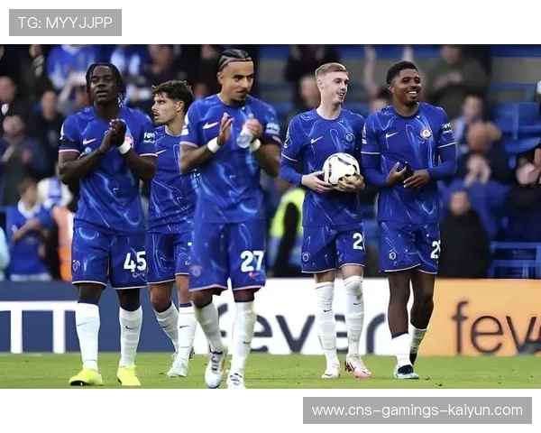 朗斯力压大巴黎登顶法甲榜首,萨热神奇带队 朗斯力压大巴黎登顶法甲榜首,萨热神奇带队